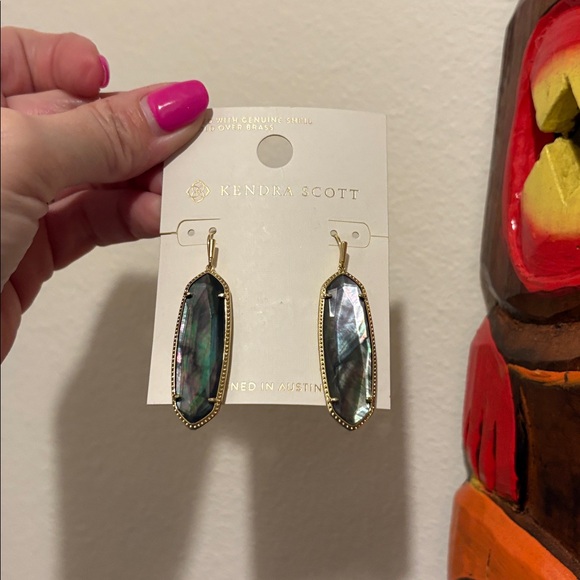 Kendra Scott Gold and Black abalone shell drop earrings new